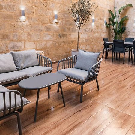 Valletta Waterfront Backyard Flat By Arcobnb Il-Furjana Ngoại thất bức ảnh