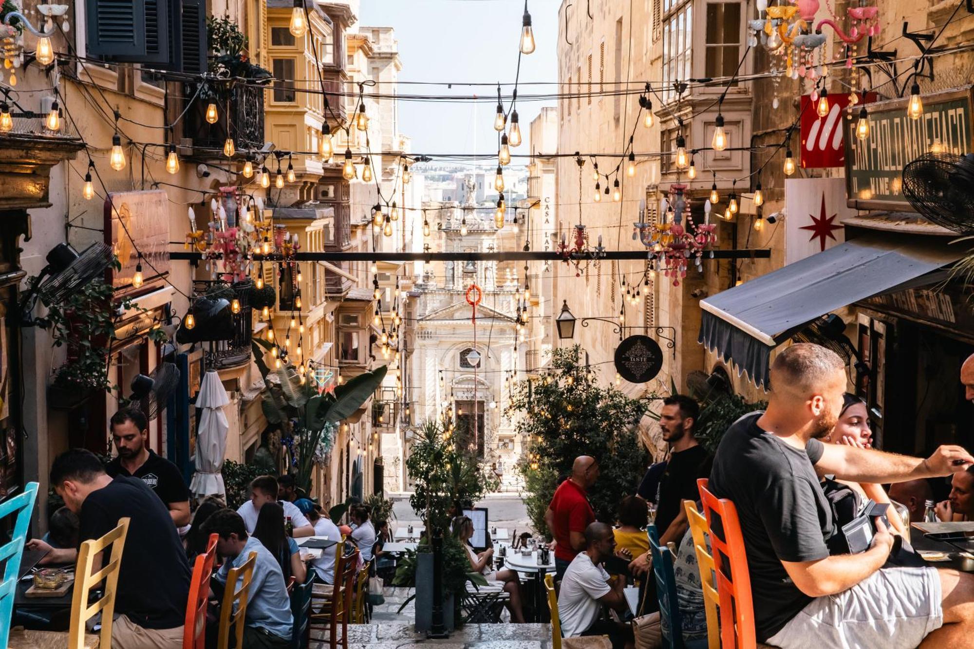 Valletta Waterfront Backyard Flat By Arcobnb Il-Furjana Ngoại thất bức ảnh