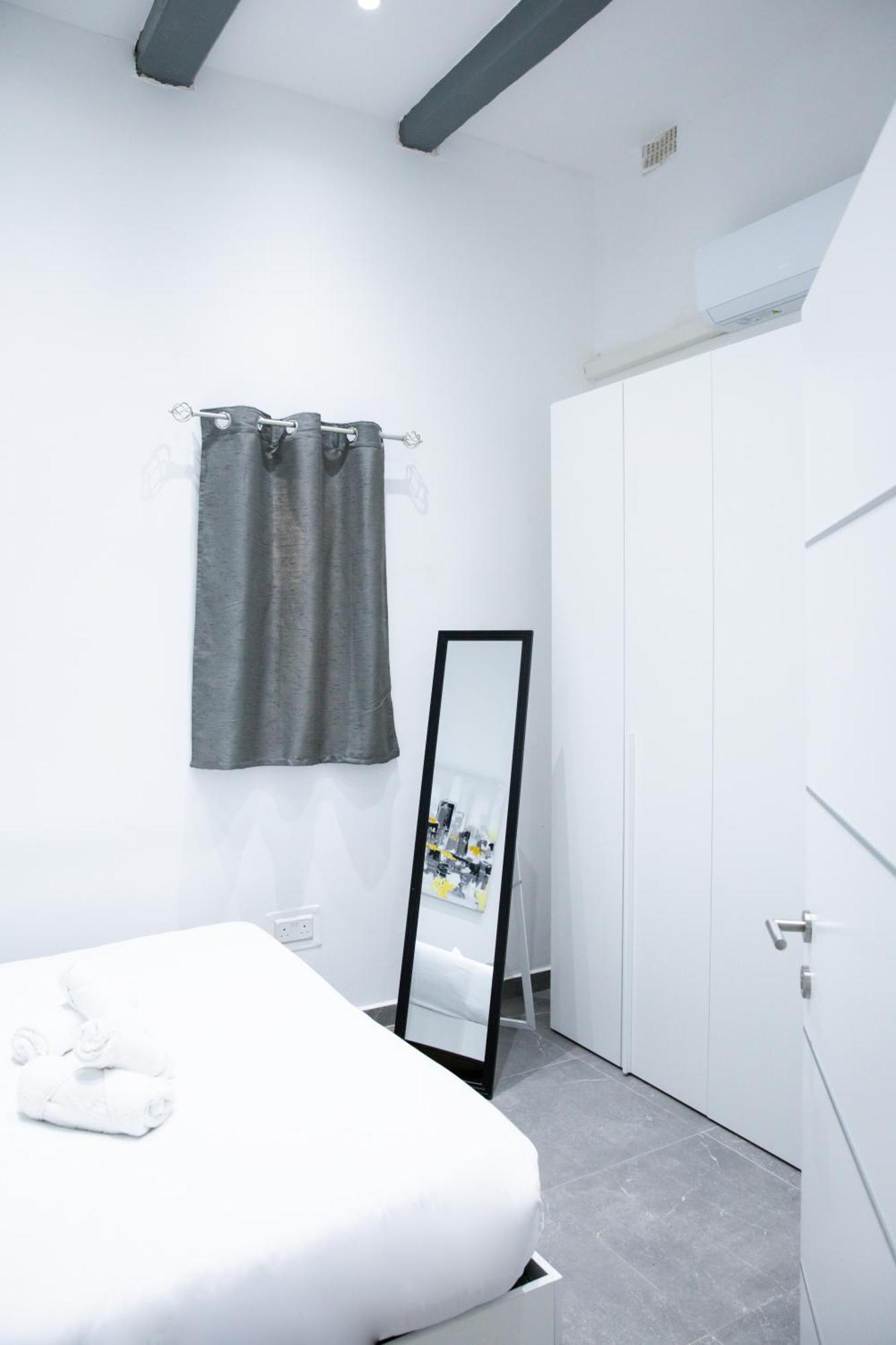 Valletta Waterfront Backyard Flat By Arcobnb Il-Furjana Ngoại thất bức ảnh
