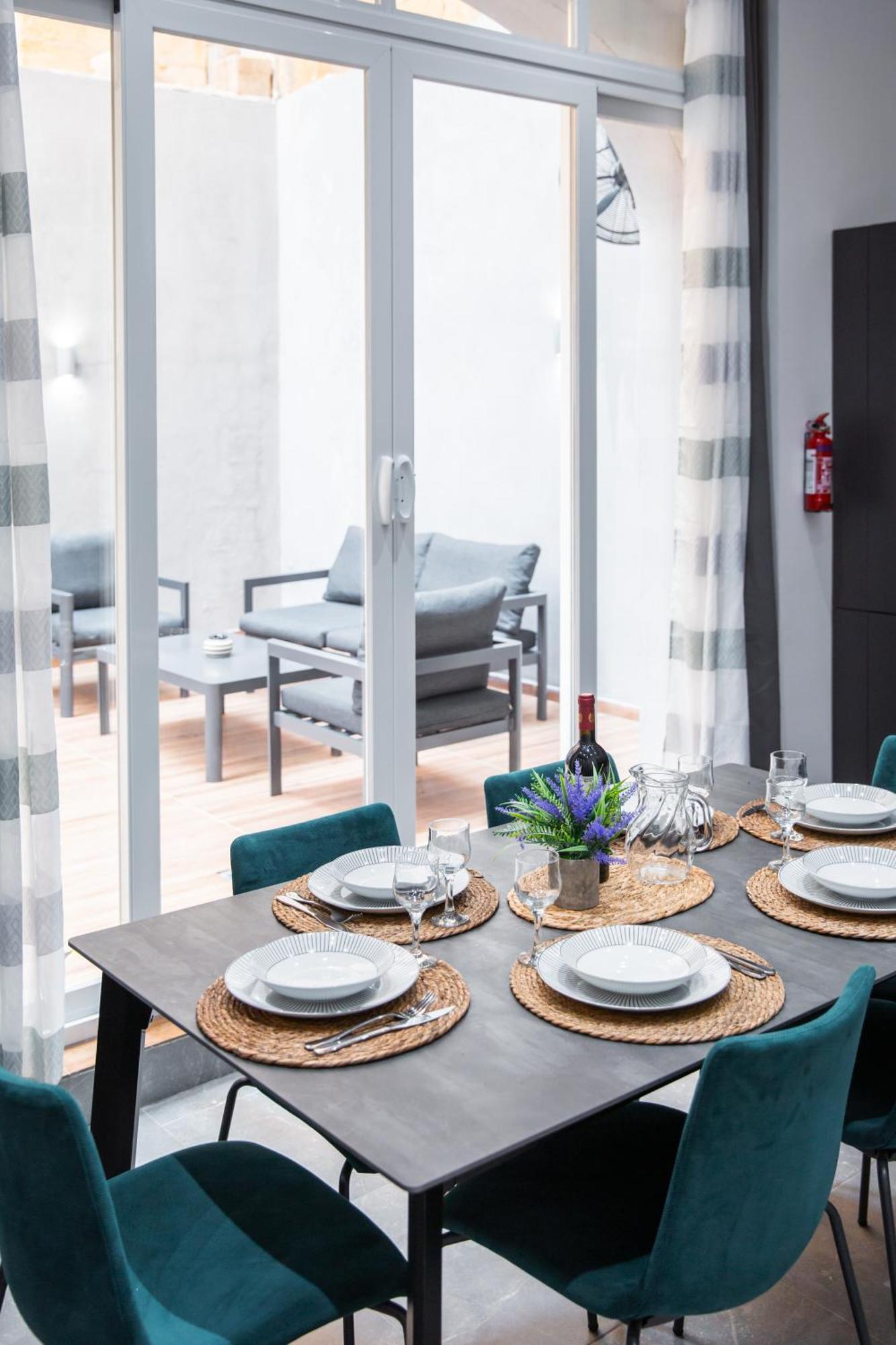 Valletta Waterfront Backyard Flat By Arcobnb Il-Furjana Ngoại thất bức ảnh